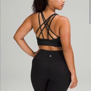 Lululemon Free To Be Serene Longline NWT 4